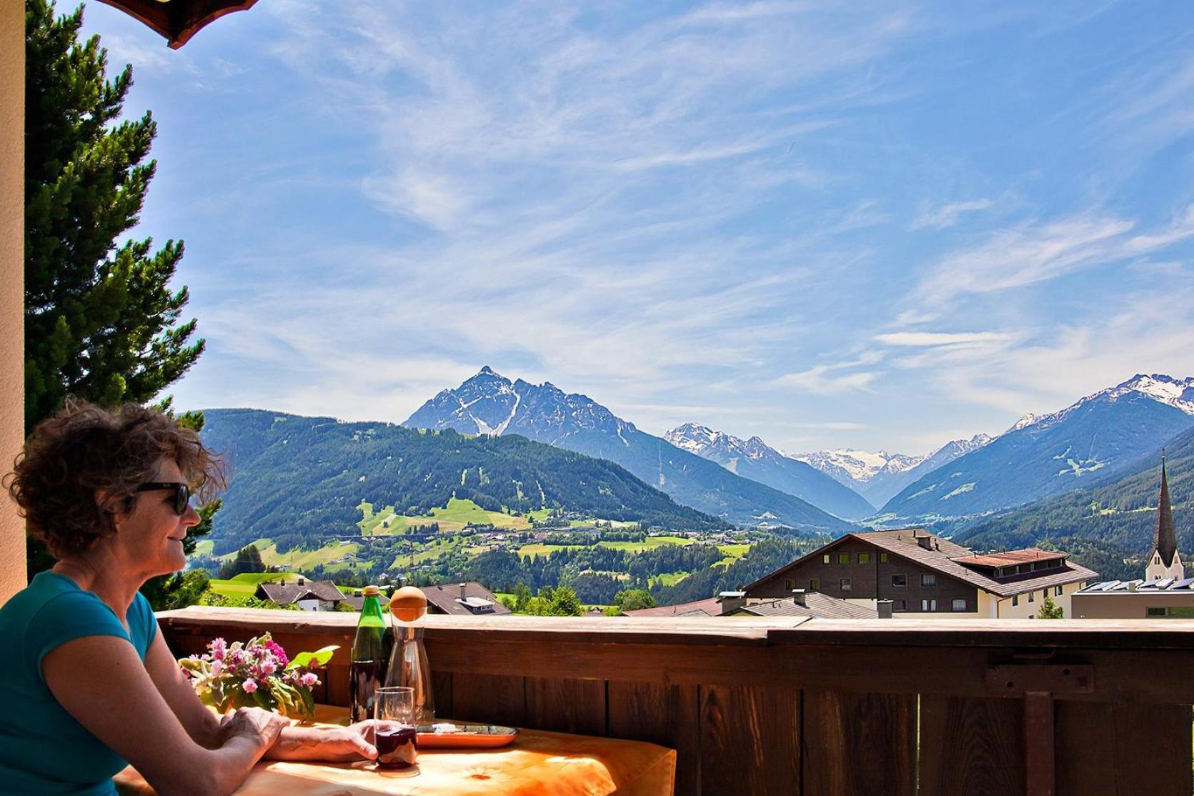 Ferienwohnungen Tiroler Alpenhof Innsbruck Exterior foto